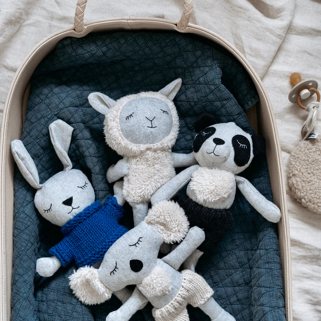 AND THE LITTLE DOG LAUGHED | Gladys Sheep