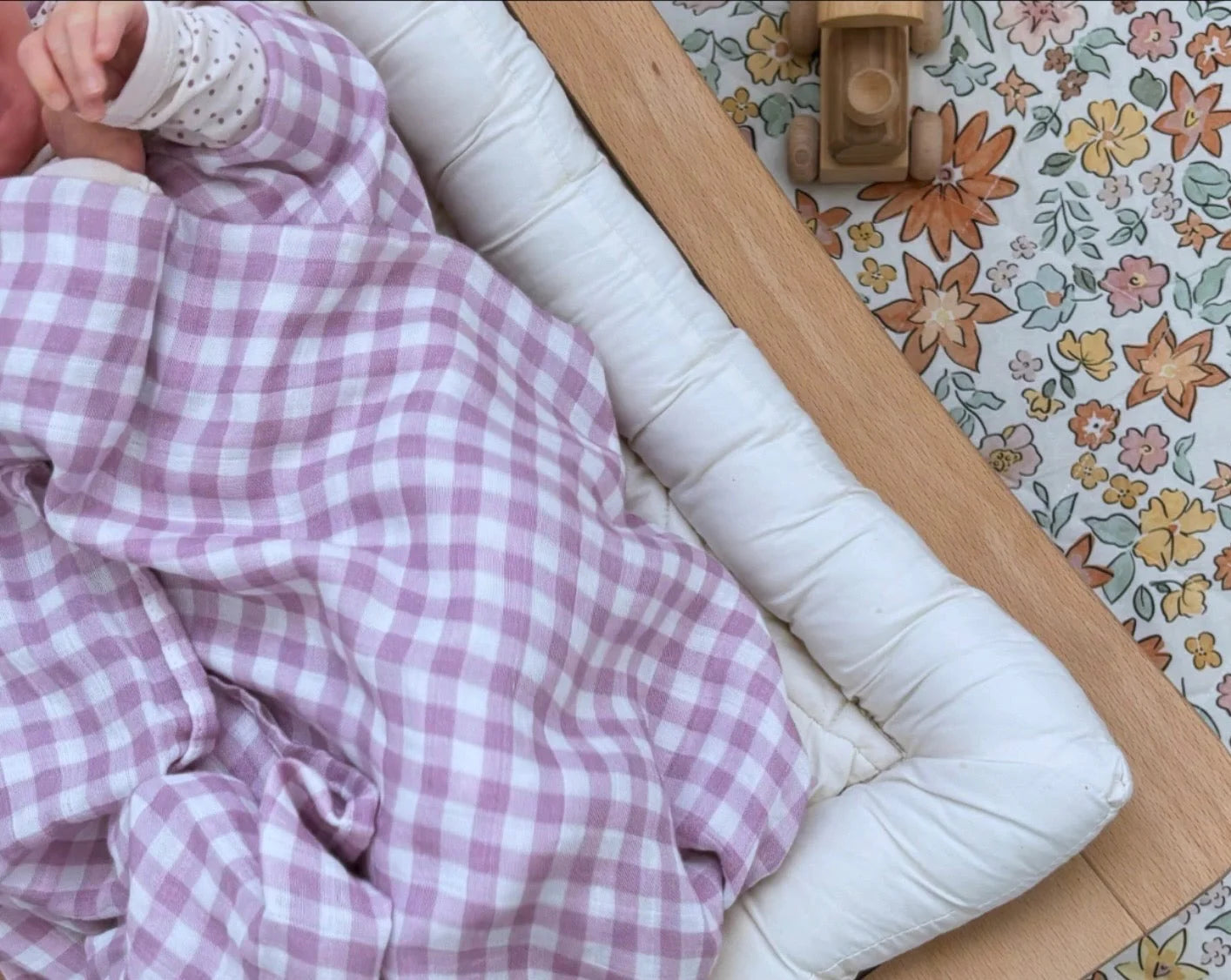 Frankie Swaddle - Lavender