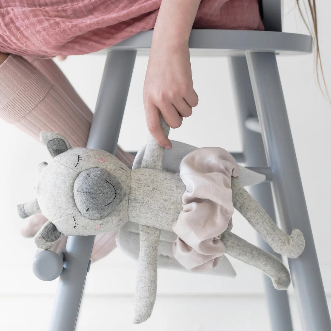 AND THE LITTLE DOG LAUGHED | Mildred Giraffe