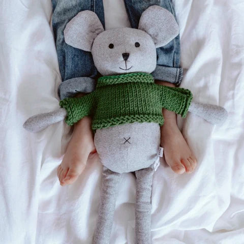 AND THE LITTLE DOG LAUGHED | Arthur mouse