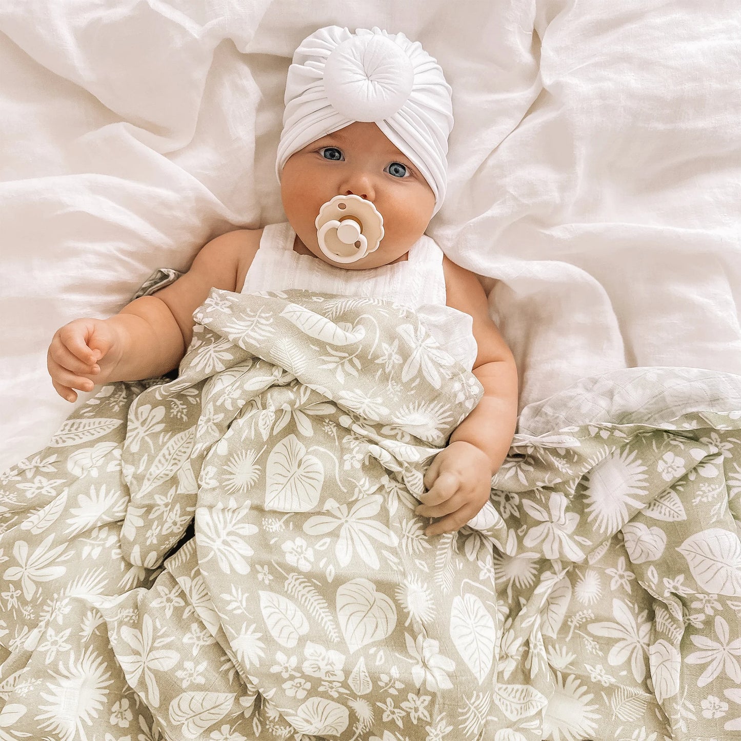 FOX & FALLOW // Zanzibar Organic Muslin Wrap Swaddle