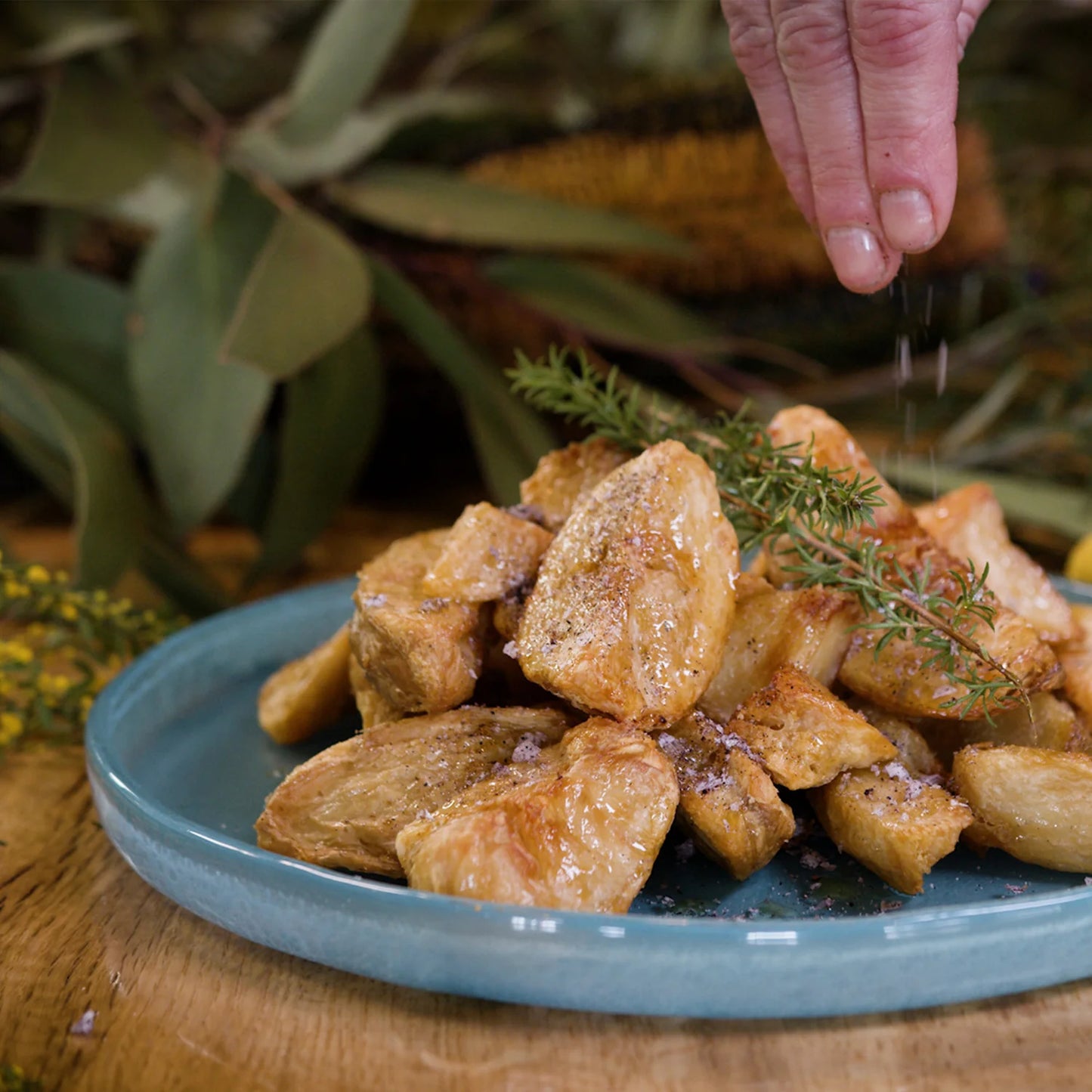 The Campfire Salt with Smoked Sea Salt Flakes and Australian Botanicals