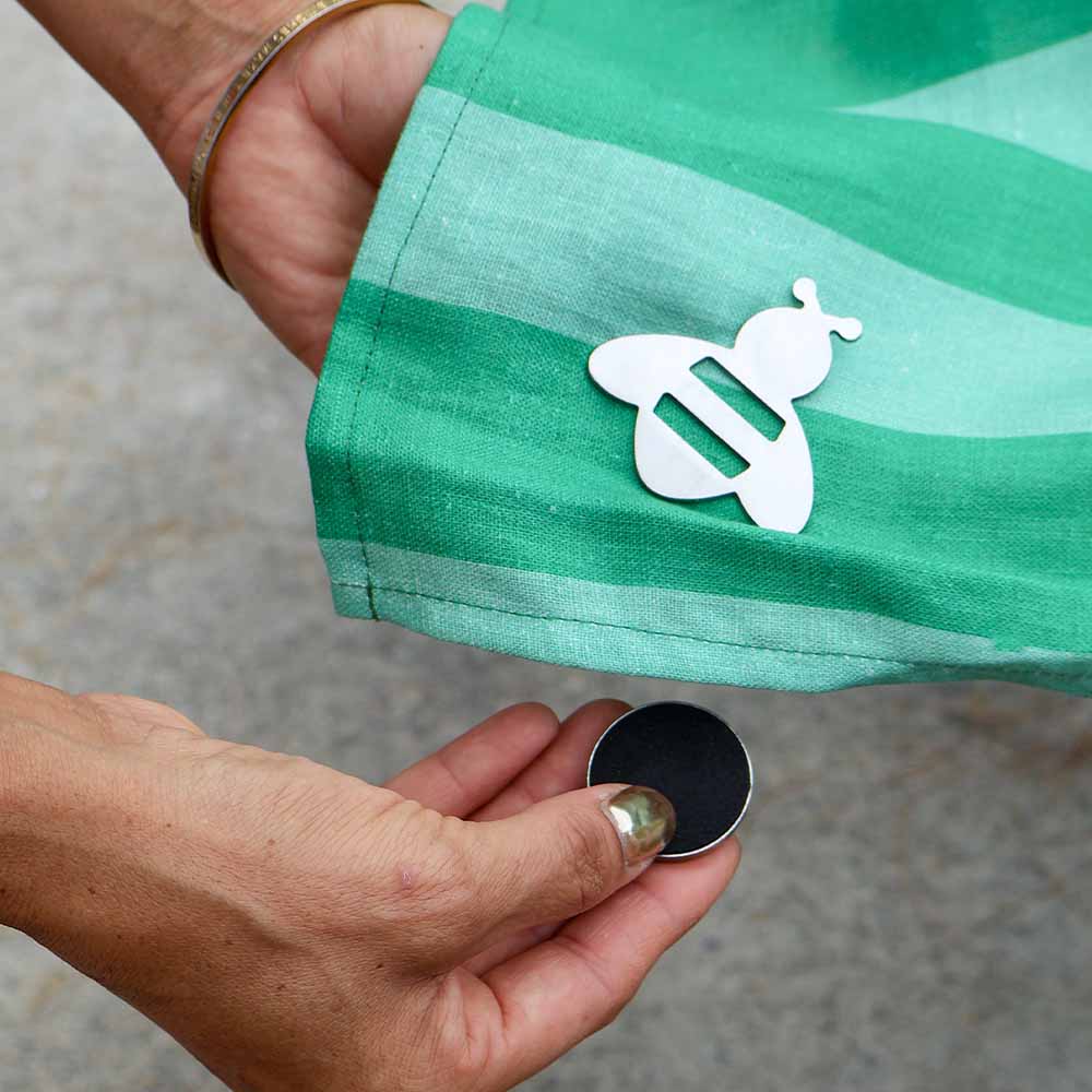 Magnetic Tablecloth Weights - Bee